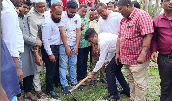 কুড়িগ্রামের রাজারহাটে খাল খনন কর্মসূচির উদ্বোধন