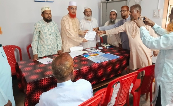 বাগমারায়  মাদ্রাসা শিক্ষকদের সঙ্গে এমপির মতবিনিময়