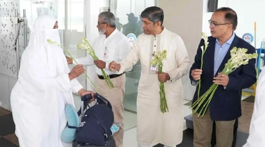 হজ শেষে দেশে ফিরছেন হাজিরা, ১৫ ফ্লাইটে ফিরেছেন ৬ হাজারের বেশি বাংলাদেশি