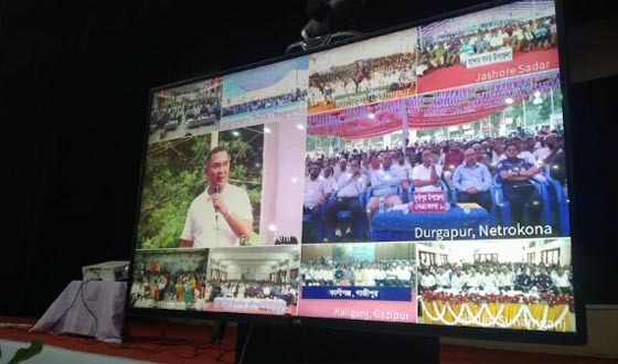 লালমোহনে কৃষক কার্ড বিতরণ উদ্বোধন করেলেন প্রধানমন্ত্রী