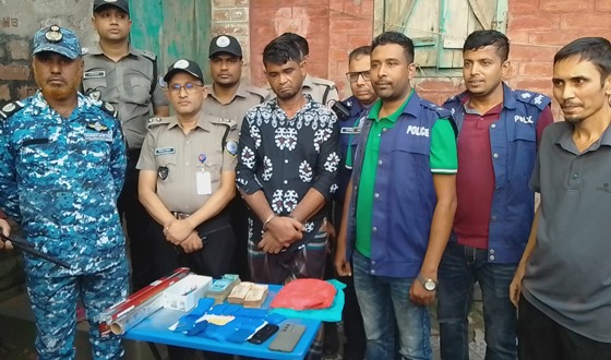 ২২ হাজারের পর মিলল আড়াই হাজার ইয়াবা, কারবারি গ্রেপ্তার