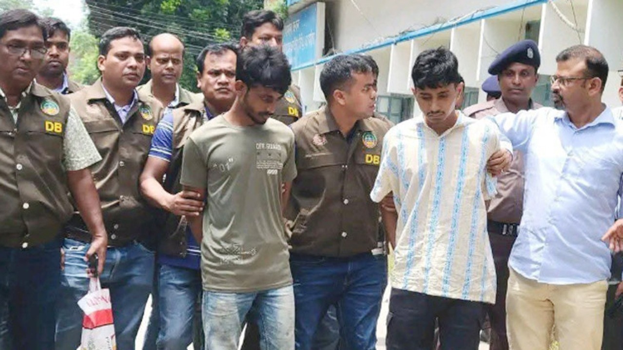 রংপুরে ৪ খুনের আসামীদের নমুনা পরীক্ষায় সিদ্ধার্থ ও মুগ্ধের ডিএনএ শনাক্ত