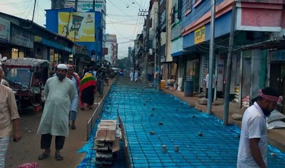 সৈয়দপুরে নাগরিক দুর্ভোগ লাঘবে বিভিন্ন সড়ক উন্নয়ন কার্যক্রম অব্যাহত