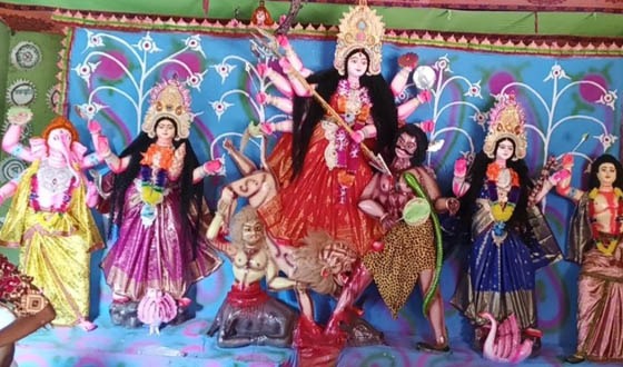 দৌলতপুরে শারদীয় দুর্গা উৎসব ১৫টি মন্ডপে অনুষ্ঠিত
