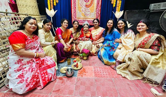 শেরপুরে উৎসবমুখর পরিবেশে কুমারী পূজা অনুষ্ঠিত