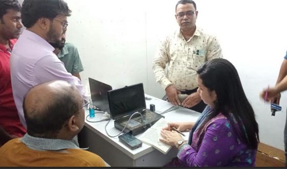 ডিভাইসে হাত রাখলেই রোগ নির্ণয়, প্রতারক চিকিৎসকে জরিমানা