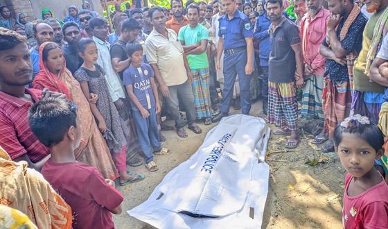 ধামইরহাটে বাঁশঝাড় থেকে নারীর মরদেহ উদ্ধার