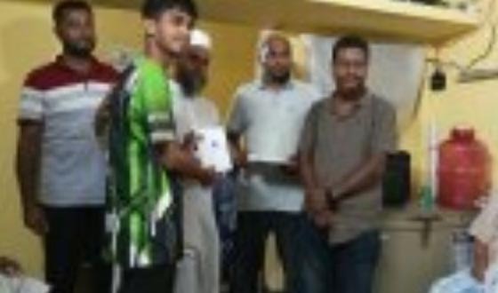 কাজলিপাড়া যুব সমাজ কল্যাণ উদয়ন সংঘের উদ্যোগে উপহার বিতরণ