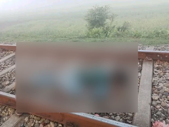 নীলফামারীতে ট্রেনে কাটা পড়ে যুবকের মৃত্যু