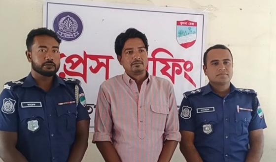 দৌলতপুরে সাজা ও সিআর ওয়ারেন্টভুক্ত আসামি গ্রেপ্তার