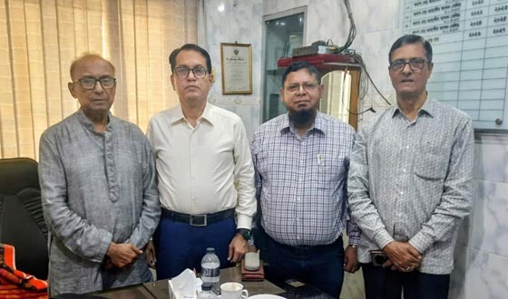 চাঁদপুর চেম্বার পরিদর্শনে এফবিসিসিআই কর্মকর্তাবৃন্দ