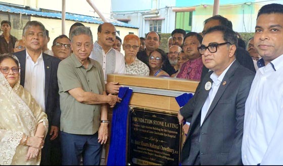 লায়ন্সের নতুন ভবন উদ্বোধনে চট্টগ্রামের দুই শীর্ষ নেতা