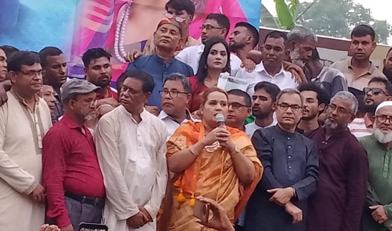 চাটমোহরে কোন বহিরাগতকে মেনে নেওয়া হবে না : এমপি রুমা