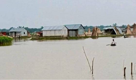 চকরাজাপুর ইউনিয়নের মানুষ পানিবন্ধী, মানবেতর জীবনযাবন