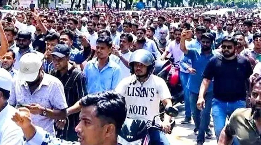 গুলশানে আ.লীগের ঝটিকা মিছিল,  গ্রেফতার ৪০