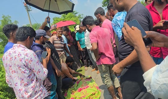 কলাপাড়ায় বাসের চাপায় ছয় বছরের শিশুর মৃত্যু