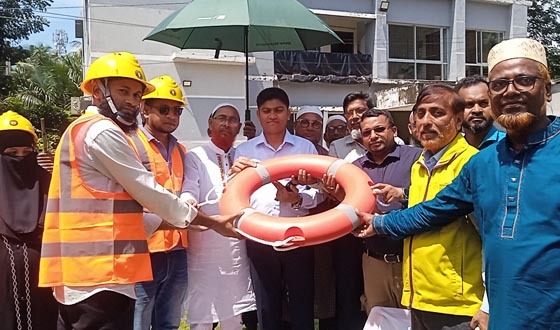 কলাপাড়ায় ১৮০ জন যুব স্বেচ্ছাসেবককে দুর্যোগ সুরক্ষা উপকরণ বিতরণ