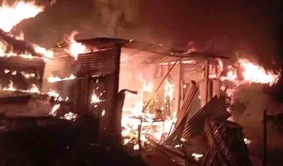 শেরপুরে অগ্নিকাণ্ডে চার পরিবারের ২০ লাখ টাকার ক্ষতি