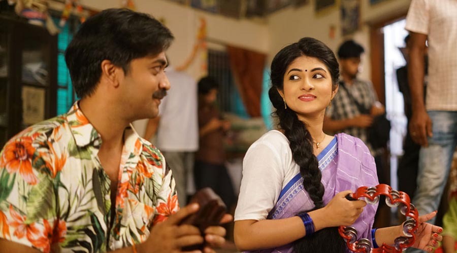 দুর্গাপূজায় প্রেক্ষাগৃহে আসছে নব্বইয়ের দশকের ‘চিরকুট’