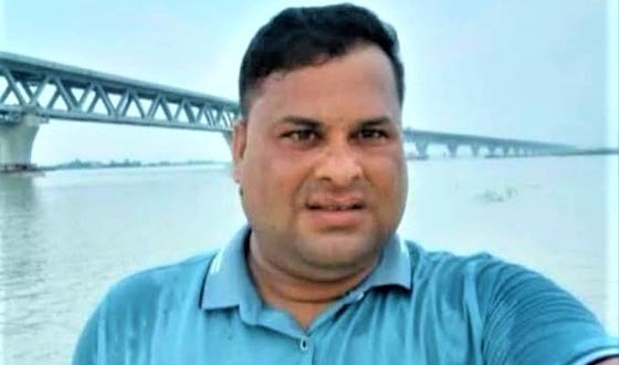 টাঙ্গাইলে প্রকাশ্যে সাবেক ইউপি সদস্যকে কুপিয়ে হত্যা