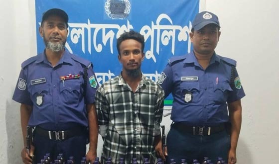 বাঘায় ভারতীয় স্কাফসহ যুবক গ্রেপ্তার