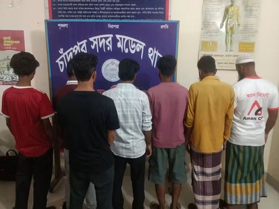 চাঁদপুরে জেলা পুলিশ ও ডিবির বিশেষ অভিযান: কিশোর গ্যাং সন্দেহে আটক ৩৭০
