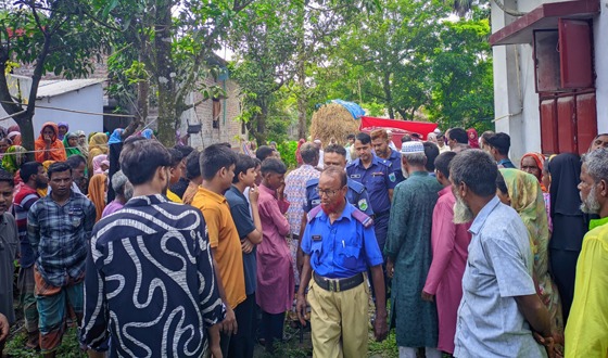 ধামইরহাটে সিঁড়ি থেকে পড়ে গৃহবধূর মৃত্যু