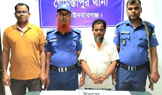গোমস্তাপুরে ইয়াবাসহ গ্রেপ্তার ১