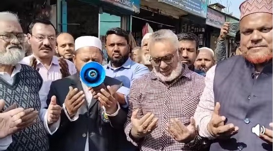 সৈয়দপুরে জরাজীর্ণ রাস্তার সংস্কার কাজের উদ্বোধন