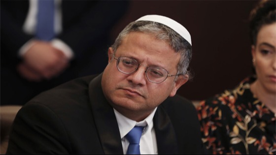 মসজিদে স্পিকারে আজান দিতে নিষেধ করলেন ইসরাইলি মন্ত্রী!