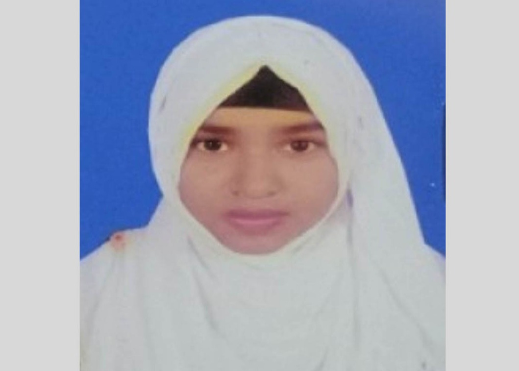 পরীক্ষা শেষে বাড়ি ফেরার পথে সড়কে ঝড়লো শিক্ষার্থীর প্রাণ