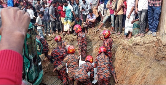 মান্দায় বালুর বস্তা নিয়ে বাড়ি ফেরা হল না সেলিমের