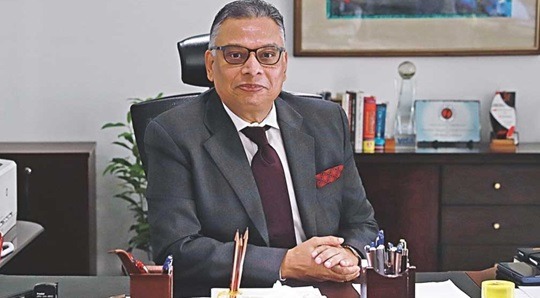 দেশের বাইরে থেকে পদত্যাগ করলেন এবি ব্যাংকের এমডি