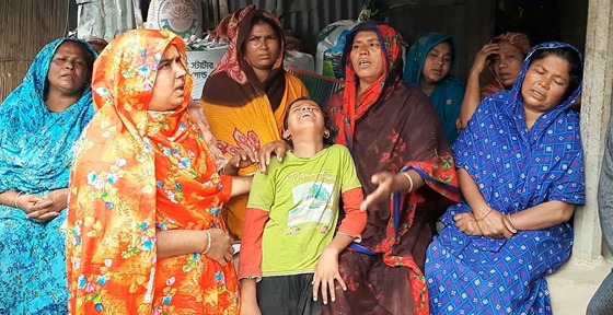 দু’পক্ষের সংঘর্ষে আহত ব্যক্তির মৃত্যু, বাড়ি-ঘর ভাংচুর