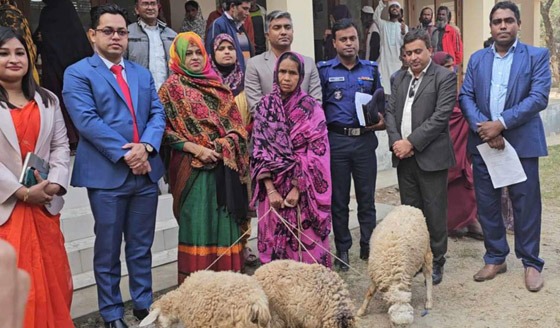 ইসলামপুরে ভিক্ষুক পূর্ণবাসনে ও বিকল্প কর্মস্থান কর্মসুচি ছাগল বিতরণ