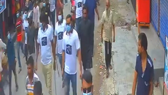 জনতার ওপর হামলার অভিযোগে এনামুল  গ্রেপ্তার