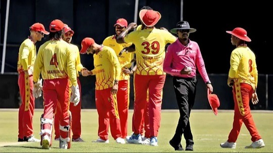 স্লো ওভার রেটের জন্য শাস্তি পেলো জিম্বাবুয়ে