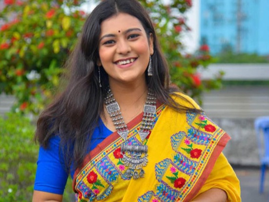 বিনা পারিশ্রমিকে উপস্থাপনায় দীপ্তি চৌধুরী