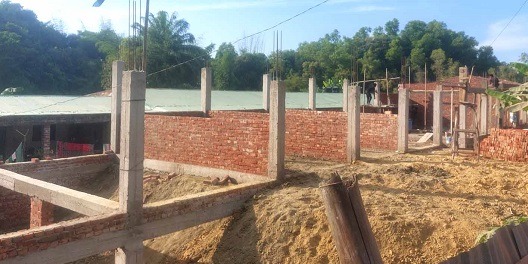 রামুতে জমি দখল করে নির্মাণ হচ্ছে পাকা স্থাপনা