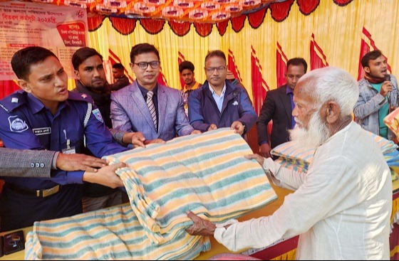 ডিমলা শীত বস্ত্র বিতরন