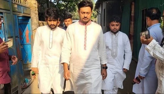 চাঁদপুরে জুলাই বিপ্লবে শহীদ পরিবারের সাথে ঈদের শুভেচ্ছা বিনিময়