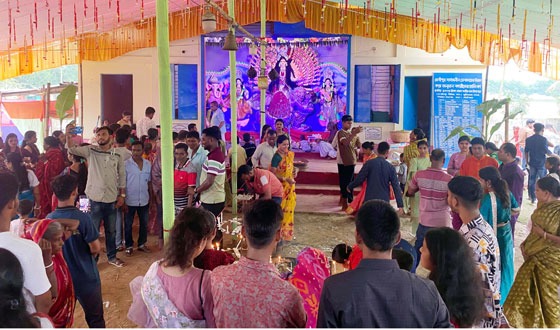 কমলগঞ্জে ১৯তম বার্ষিকী  ৫ দিনব্যাপী শতভূজা বাসন্তীপূজা ও মেলায় ভক্তবৃন্দের ঢল