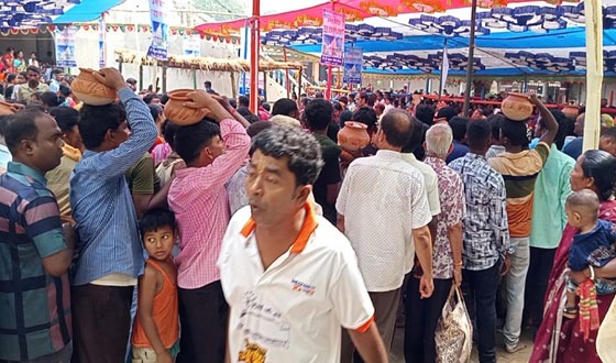 রামের জন্মতিথিতে ভক্তদের মিলন মেলা ঠাকুরমান্দার রঘুনাথ মন্দির