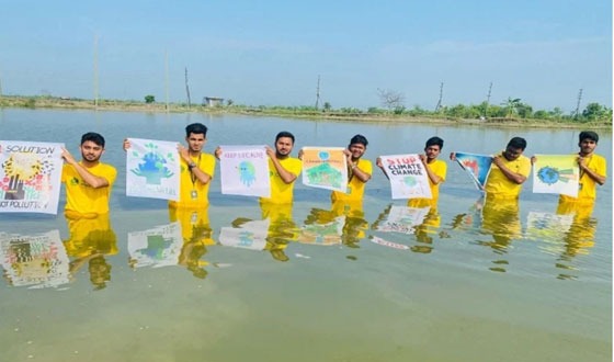 টেকসই পরিবেশের দাবিতে সাতক্ষীরায় গ্লোবাল ক্লাইমেট স্ট্রাইক
