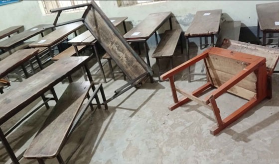 হাজীগঞ্জের রামপুর এসএসসি পরীক্ষা কেন্দ্রে ভাংচুর