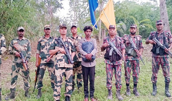 পতাকা বৈঠকে কিশোরকে ফেরত দিল বিএসএফ