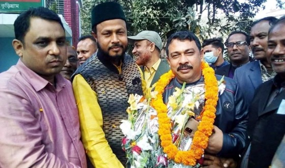 এসিল্যান্ডকে ফ্যাসিবাদের দোসর বলে প্রত্যাহারের হুমকি