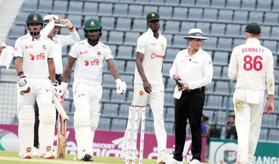 শান্ত-জাকেরের দৃঢ়তায় চাপ সামলে লিডে এগিয়ে স্বাগতিকরা