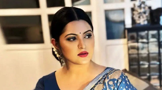 সেই গৃহকর্মীর বিরুদ্ধে মামলা করলেন পরীমনি