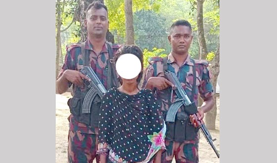 মহেশপুর সীমান্ত এলাকা থেকে ভারতীয় নারী আটক